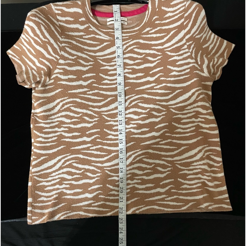 Anthropology Women’s Top Size LG GUC - Picture 9 of 15